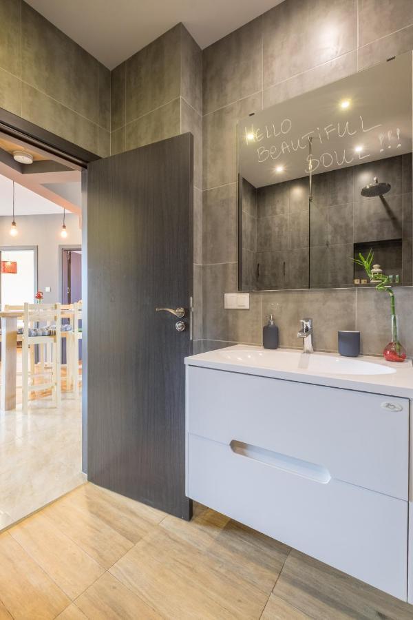 Artistic & Spacious 2Bd Central Apt By Flat Mаnager Sofia Extérieur photo